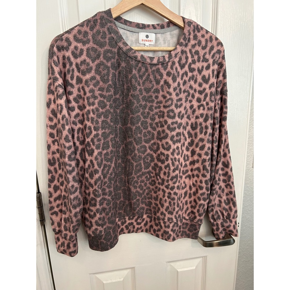 Sundry Pink Leopard Print Crewneck Sweatshirt Long Sleeve Pullover Size 0 XS